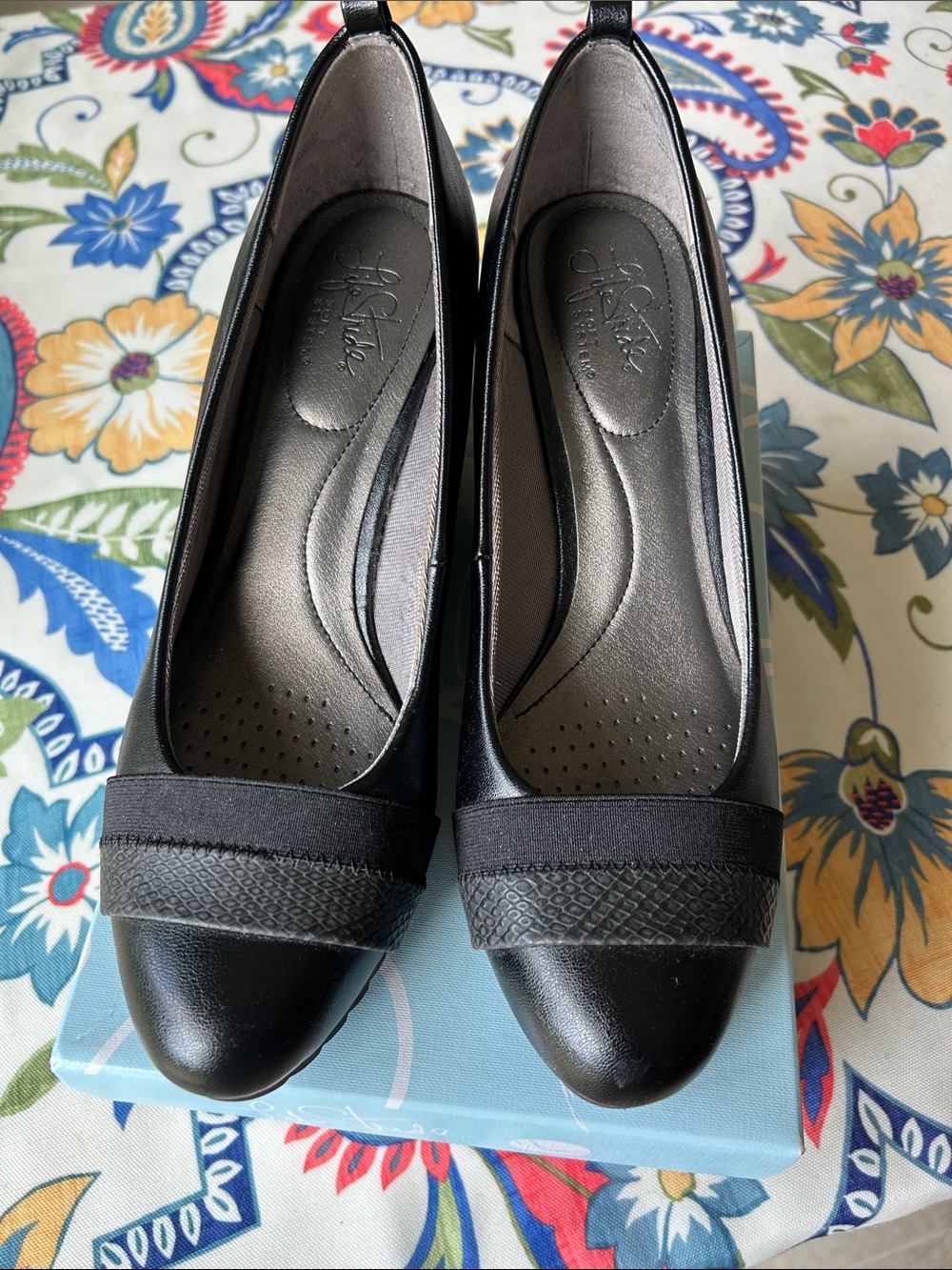 Life Stride Parigi Wedges in black